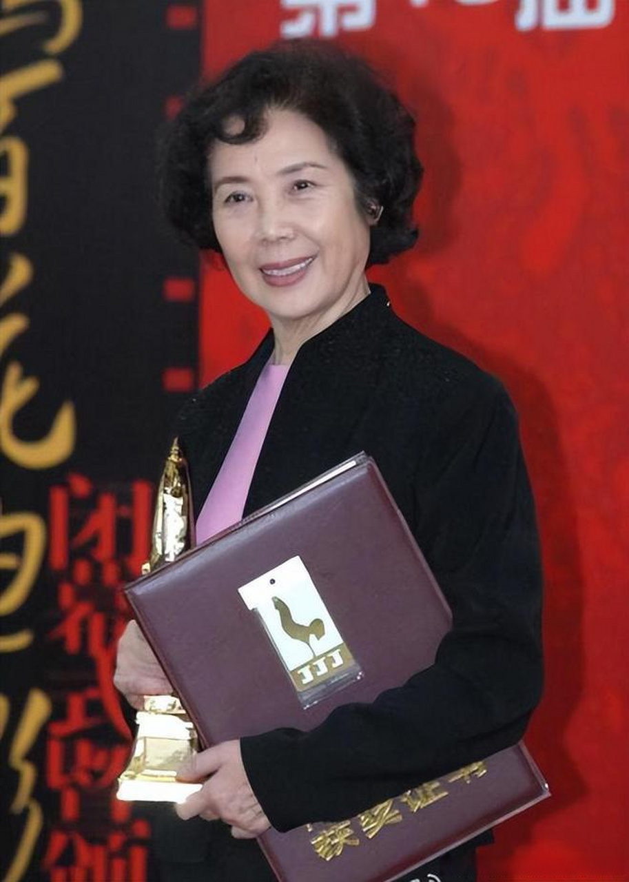 著名表演艺术家郑振瑶去世,曾出演《城南旧事》,享年86岁  著名的表演