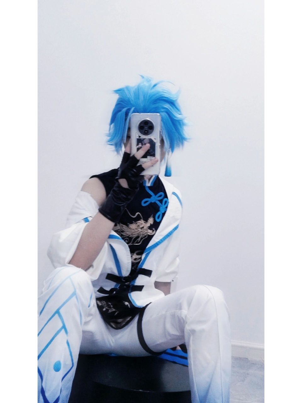 测评三分妄想家的重云音乐会同人cos 结论:如果有对重云的这套cos感