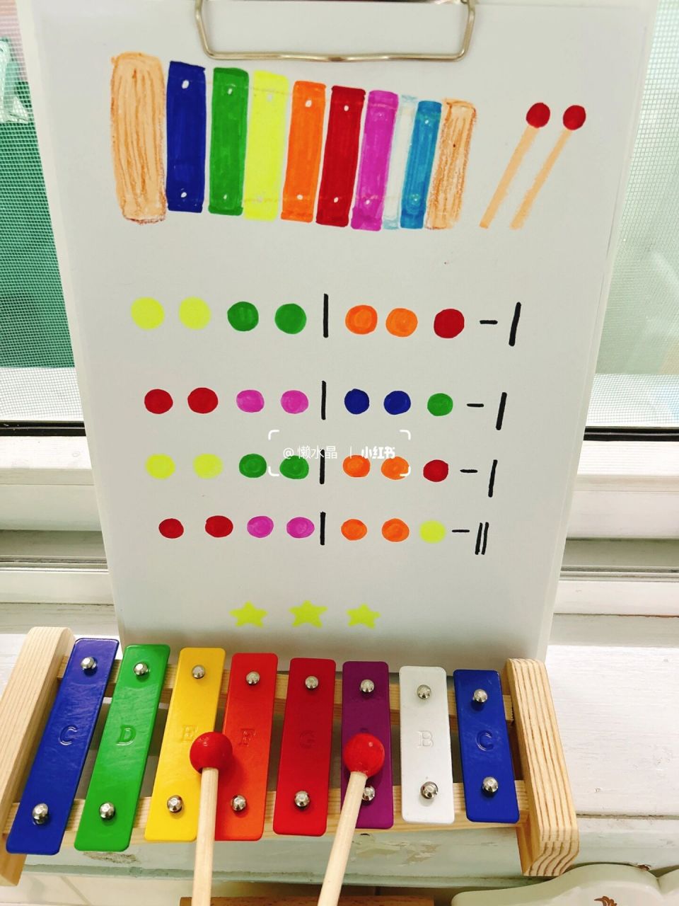 幼儿园音乐区材料彩色小木琴打击图谱环创 材料