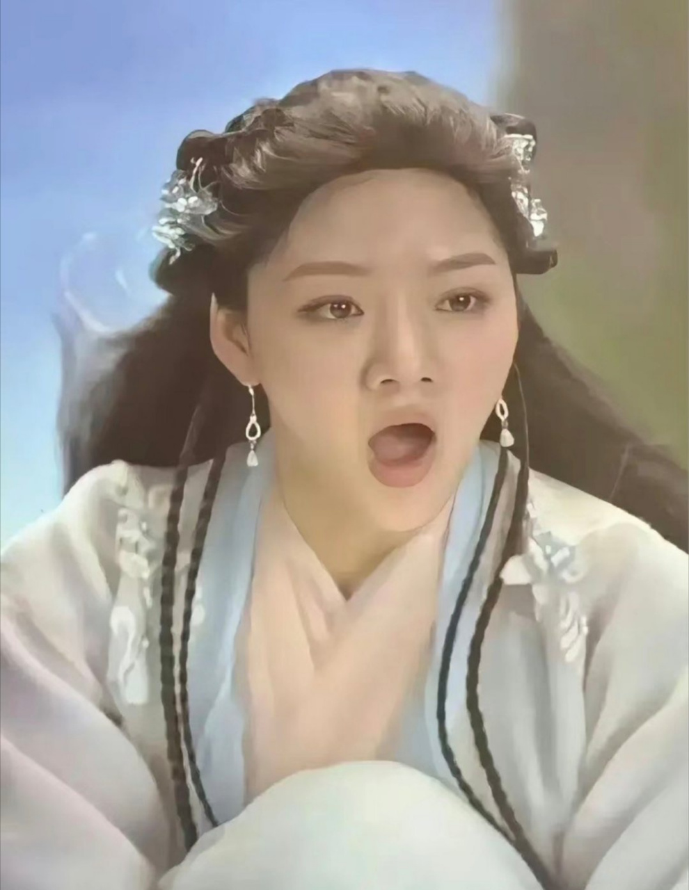 任敏王祖蓝你俩真的不是亲兄妹嘛,这也太像了,一旦接受这个设定就再也