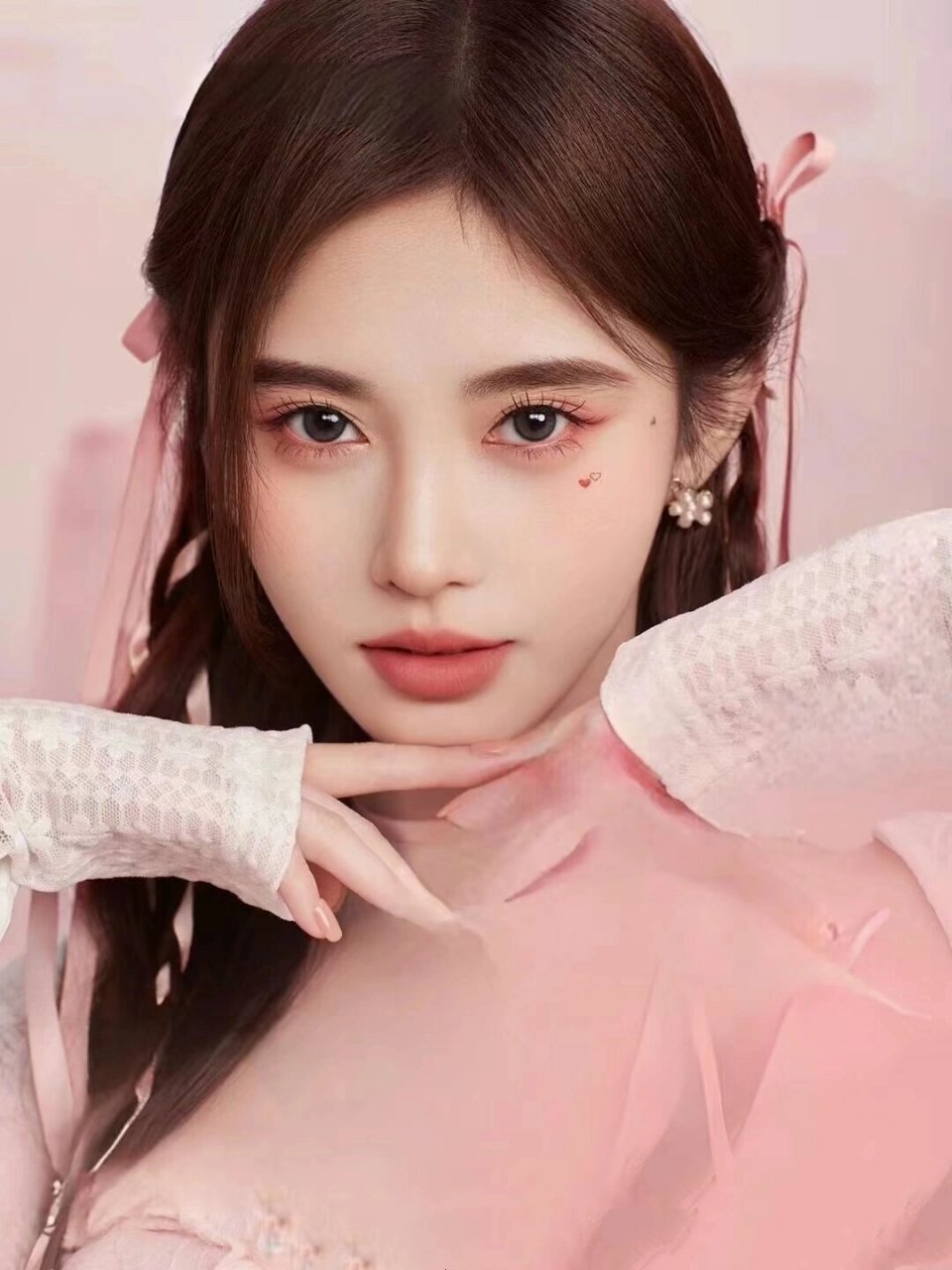 鞠婧祎稀有图片来啰