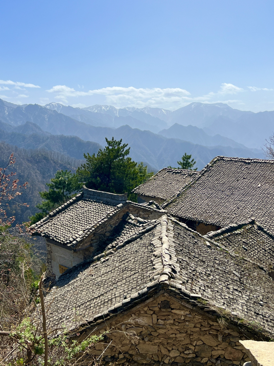 附详细攻略 云际寺中国佛教寺院,位于西安鄠邑区三桥峪的万花山,海拔