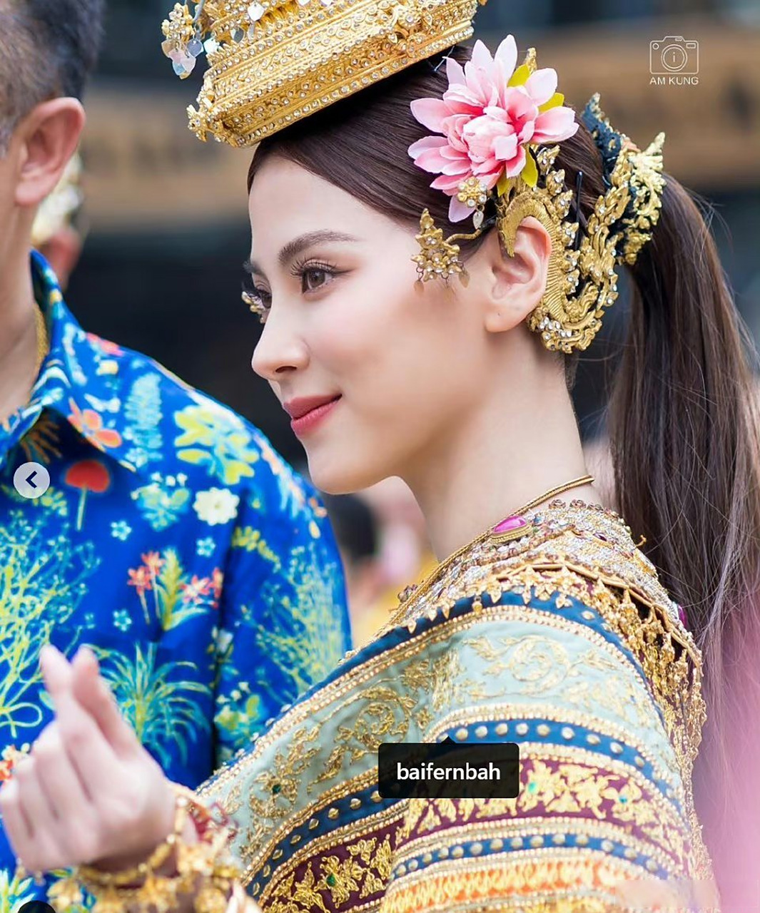 今年小水再次成为宋干女神,参加泰旅局宋干节游行活动.