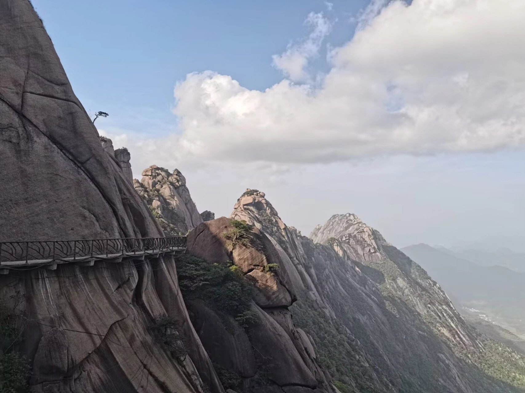 江西灵山 | 上饶宝藏爬山地 99门票:美团/携程线上购票 往返索道