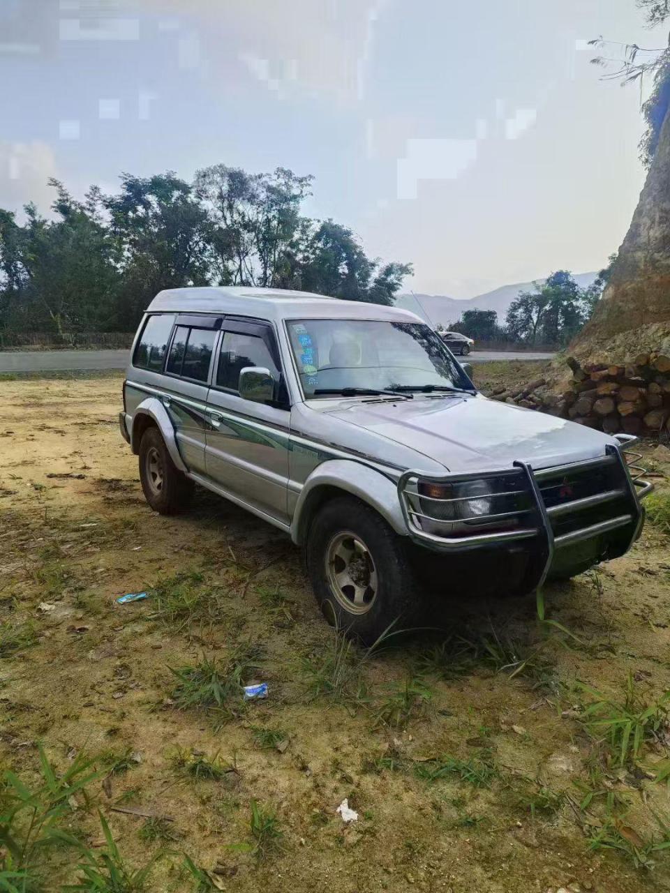 到店一台光头强进口三菱v32四驱柴油发动机,一点修穿和腐烂都没有!