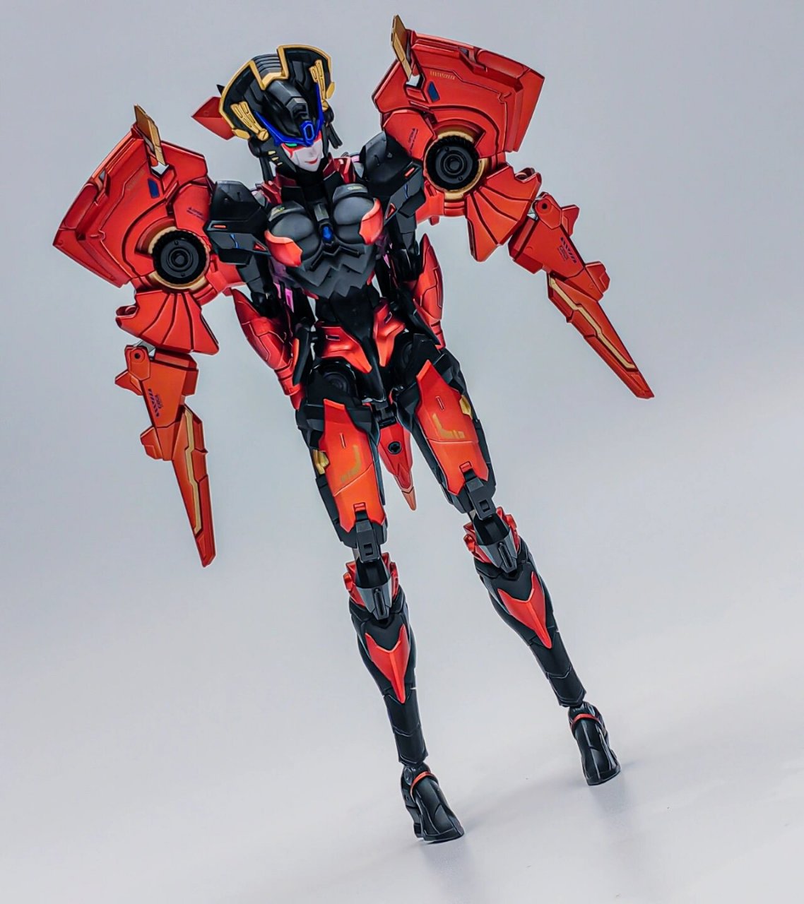 变形金刚 bt02 风刃 bingo toys第二款产品 风刃 人形很不错 飞机形态