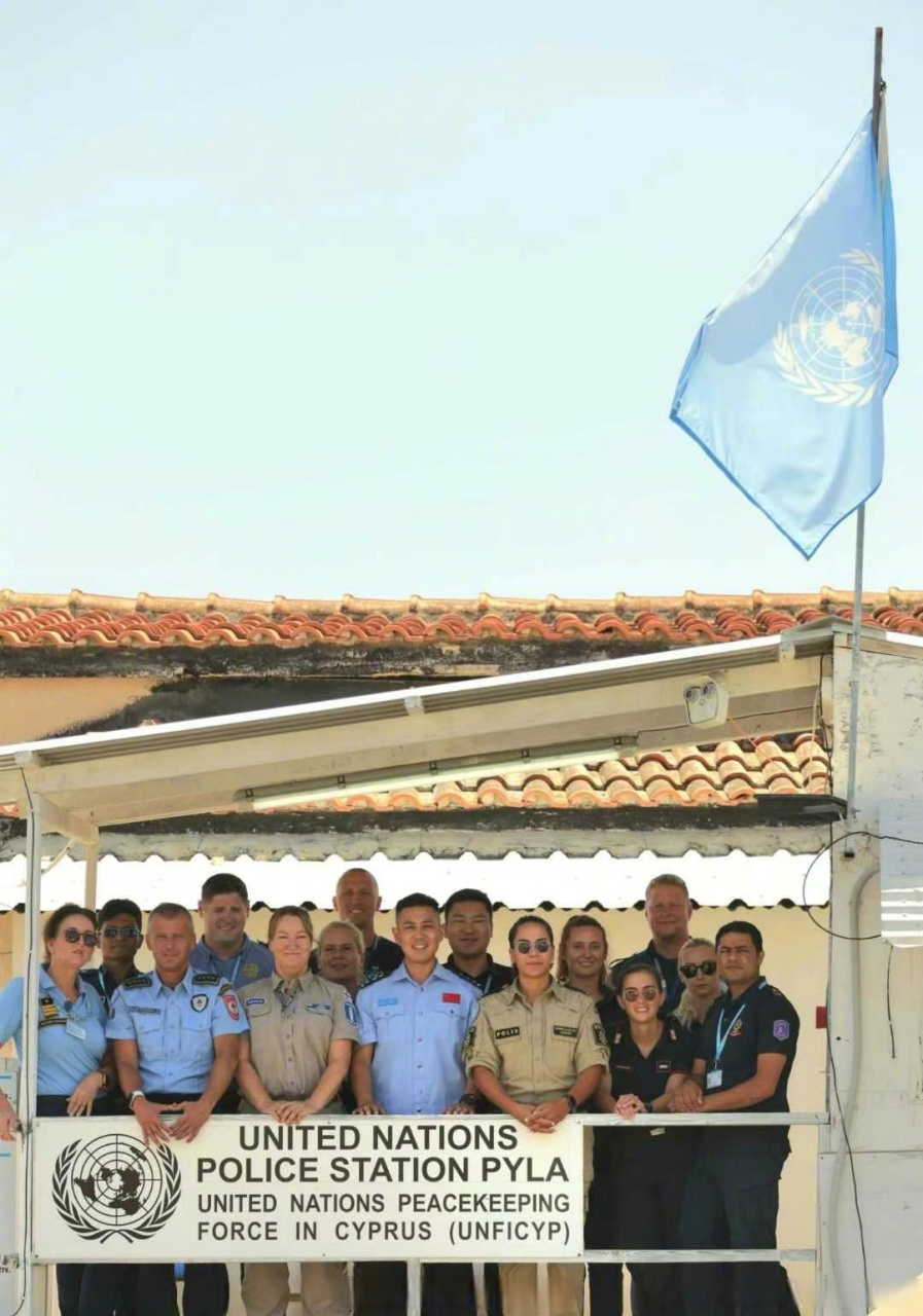 【中国赴塞浦路斯维和警察申远凯旋回国】7月9日,中国赴塞浦路斯维和