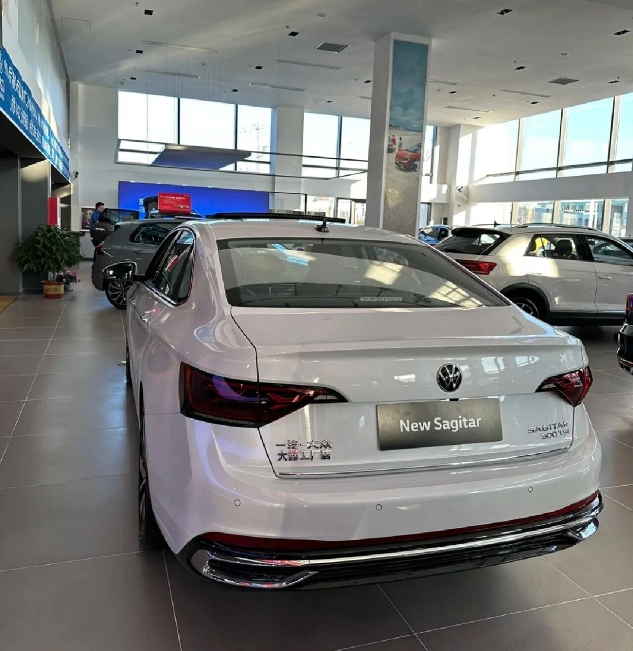 5t卓越版,落地价16.18万全包  速腾1.5t卓越落地价16.18万全包首付3.