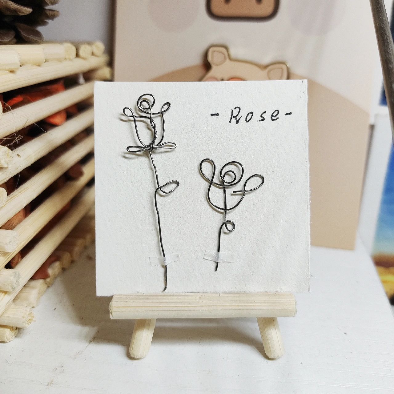 铁丝玫瑰~ 感觉很有艺术感呢~喜欢的也可以自己试试看噢