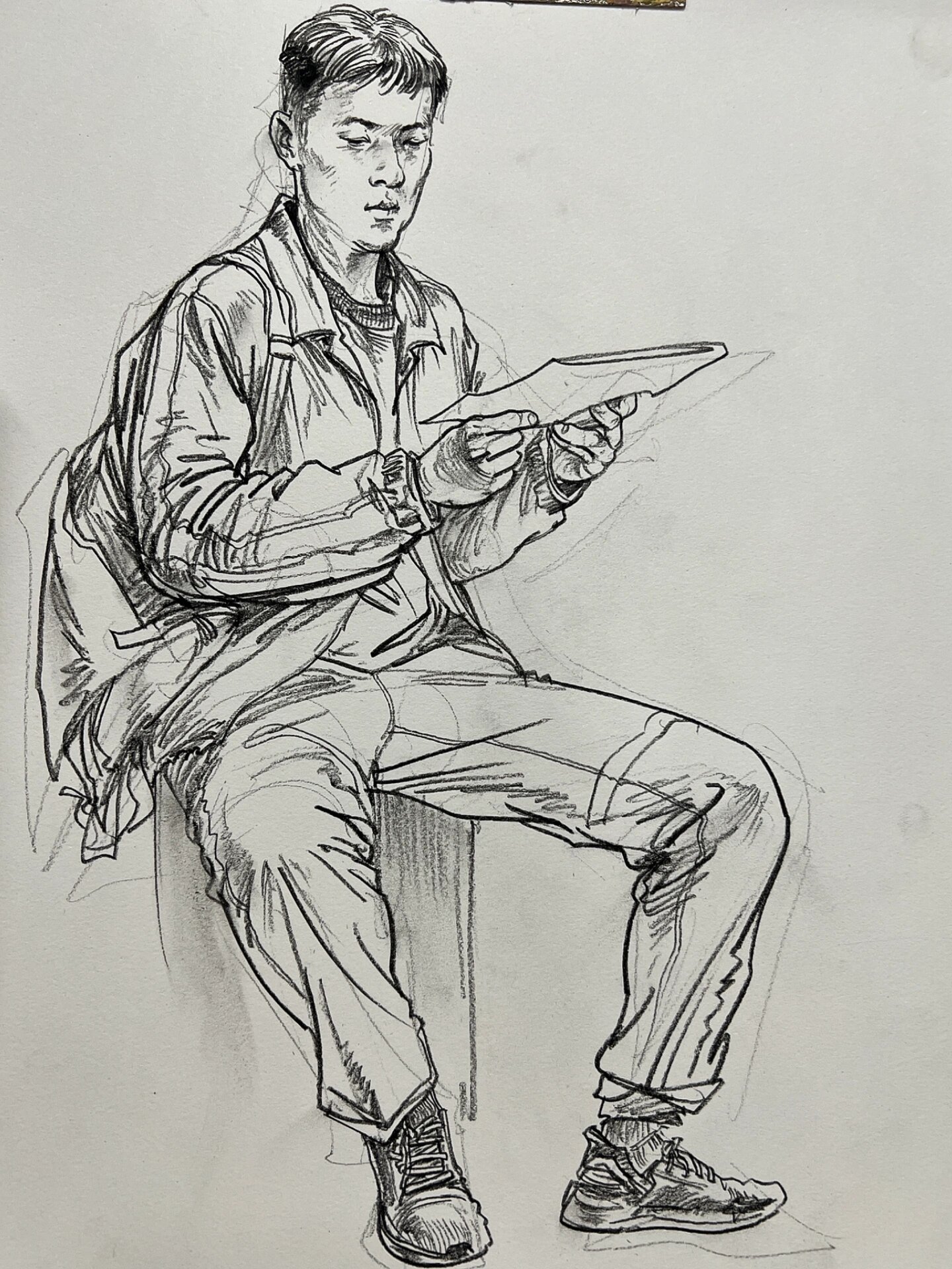 坐姿看书男青年 #速写人物# #速写打卡# #速写# #速写人间万象# #画画