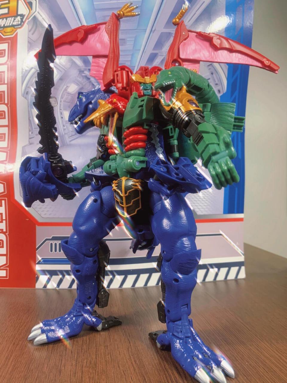 应该早点拆它,天龙,地龙,海龙的设定就历害了,喜欢恐龙的我太满足.