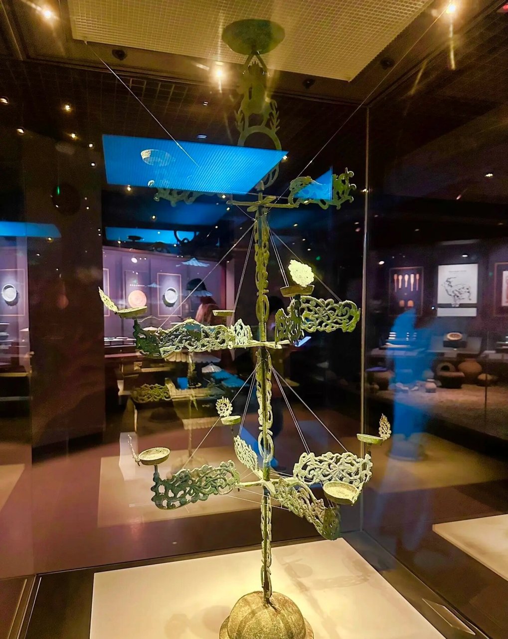 甘肃省博物馆 甘肃省博物馆位于兰州市七里河区,是甘肃省的心脏地带,