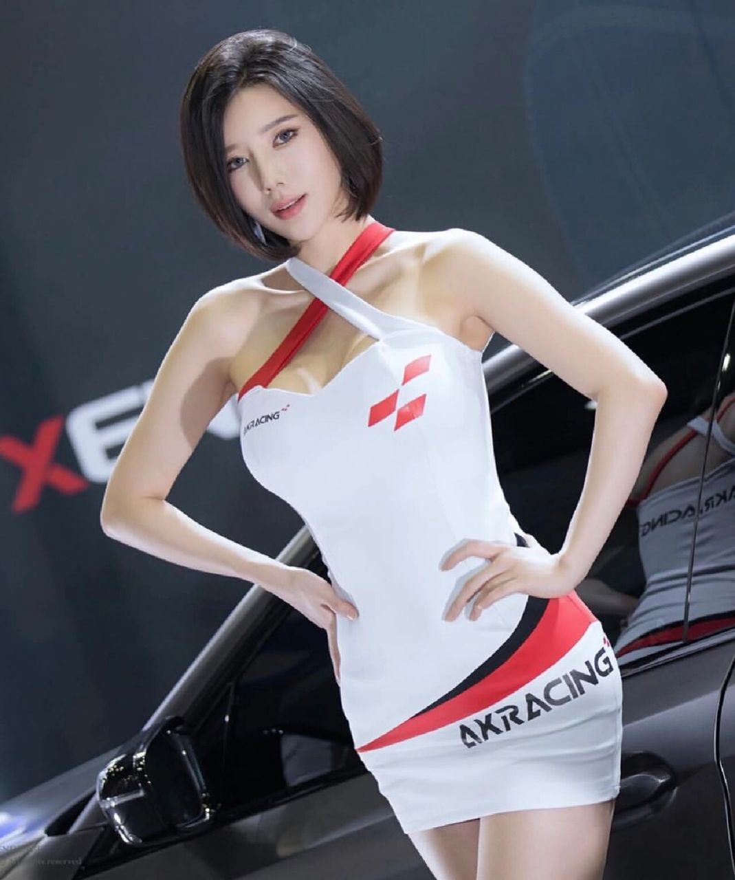 韩国第一车模宋珠儿图片