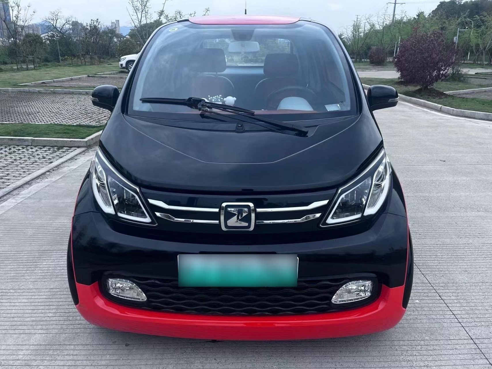 新到众泰e200纯电动,价格2.