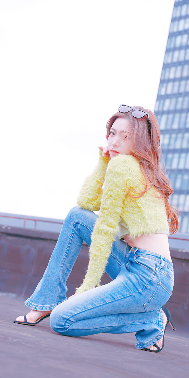 希然iris,时尚大长腿写真壁纸图集