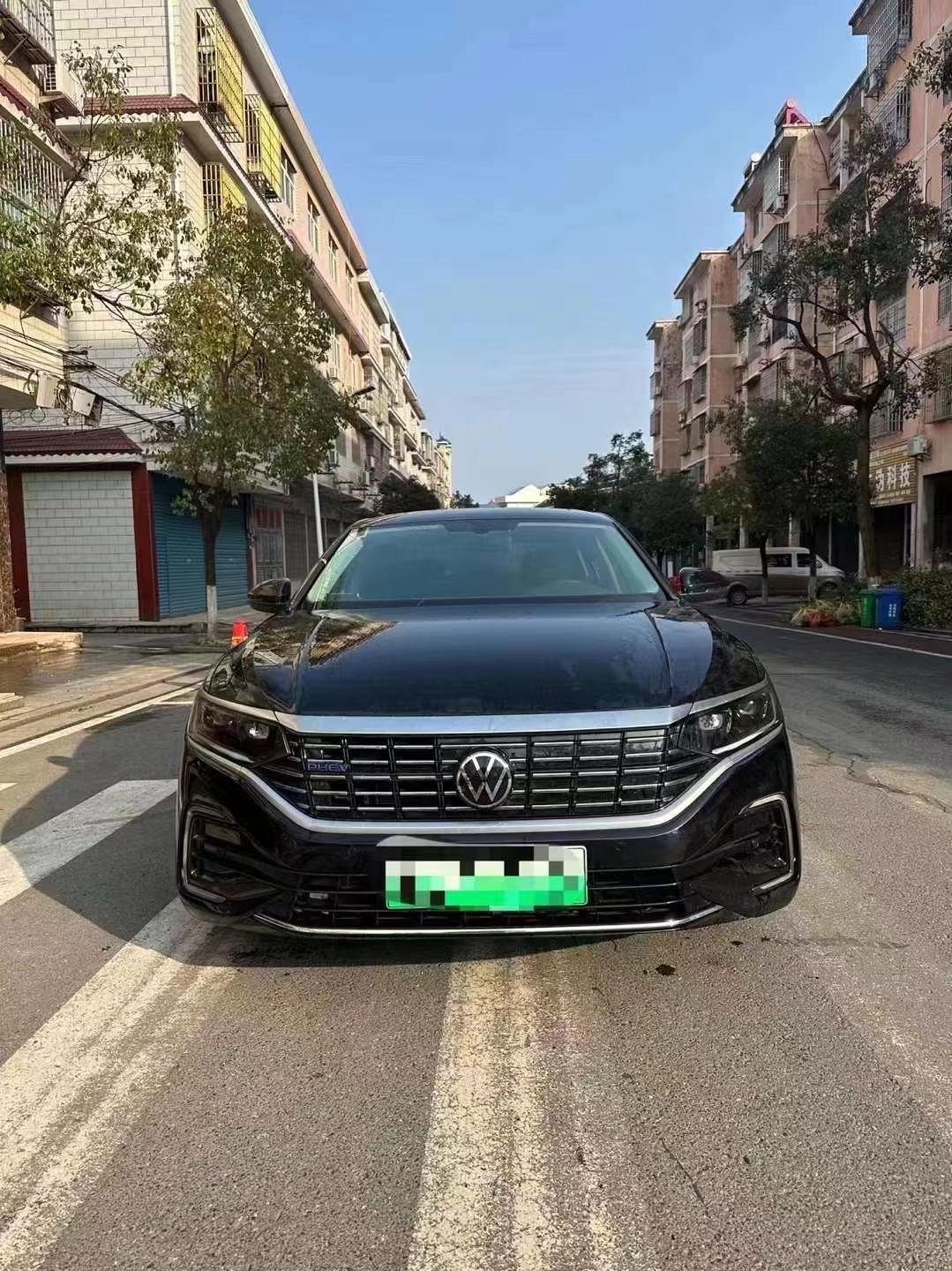 准23年大众帕萨特,1.4t顶配430phev混动豪华版 裸车24万多那款