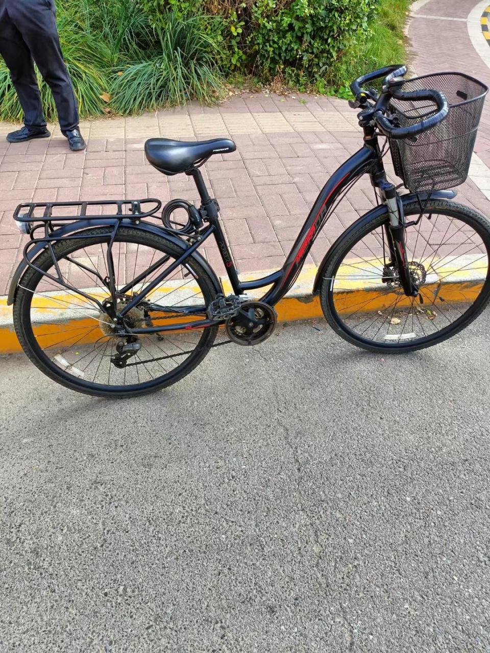 美利达拓荒者s,旅行车   成色很好实拍 ,17寸车架   700c大轮组