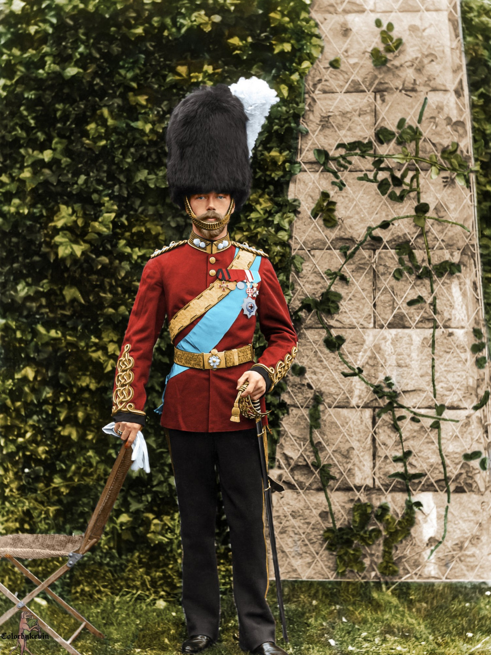 老照片:沙皇定做的皇家苏格兰龙骑兵礼服 历史上,欧洲不少王室成员