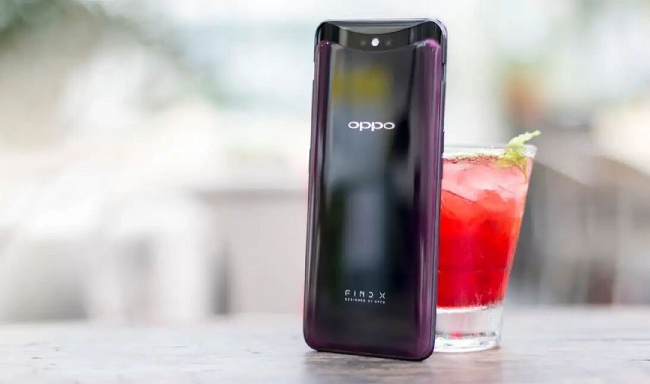 还记得oppo起家是做mp3的,那时候oppo并未涉及到手机行业,对于oppo来