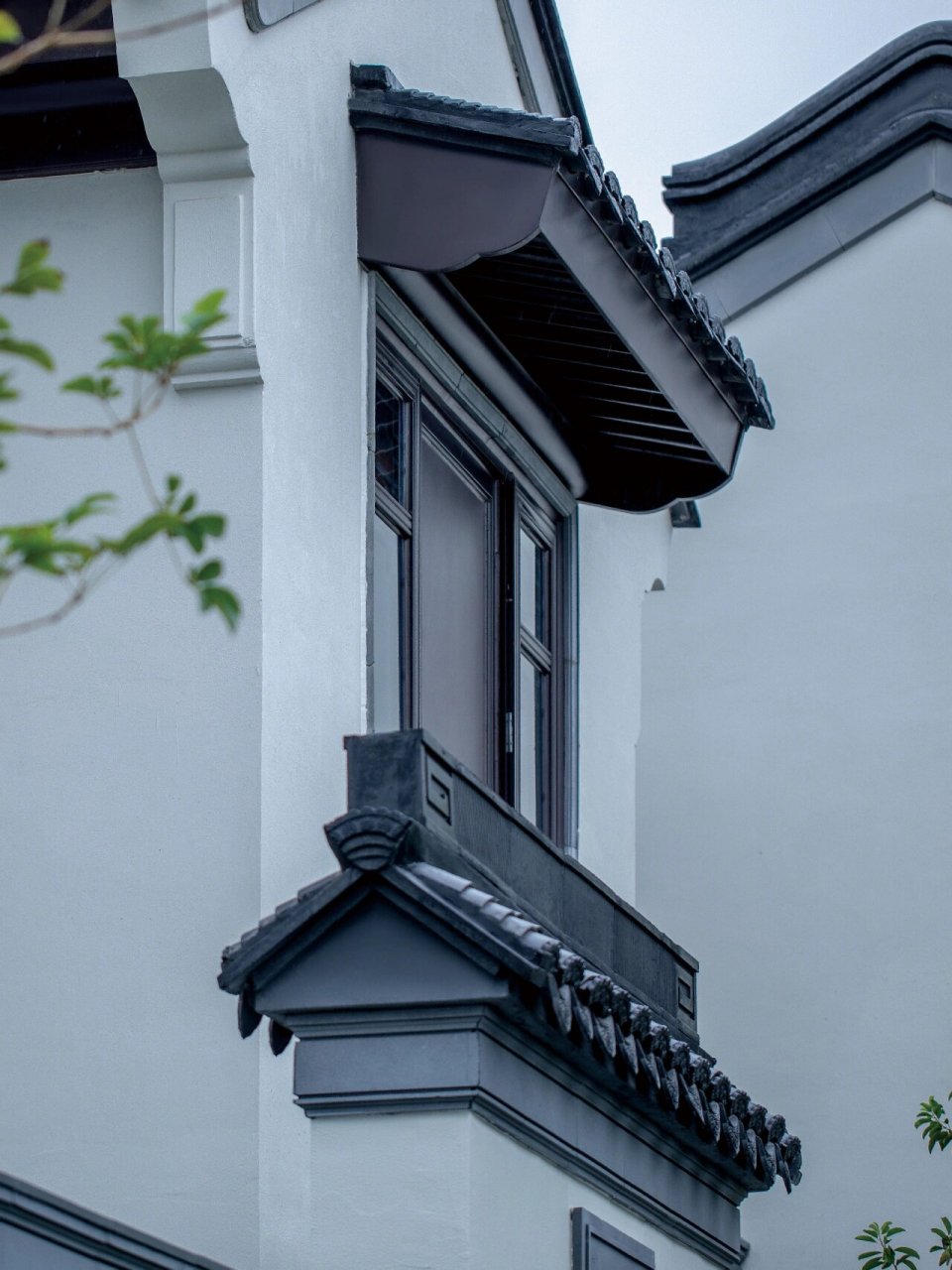 就岭南读本丨中式古建筑-甘蔗脊 92屋脊是屋顶瓦作装饰的重要部位