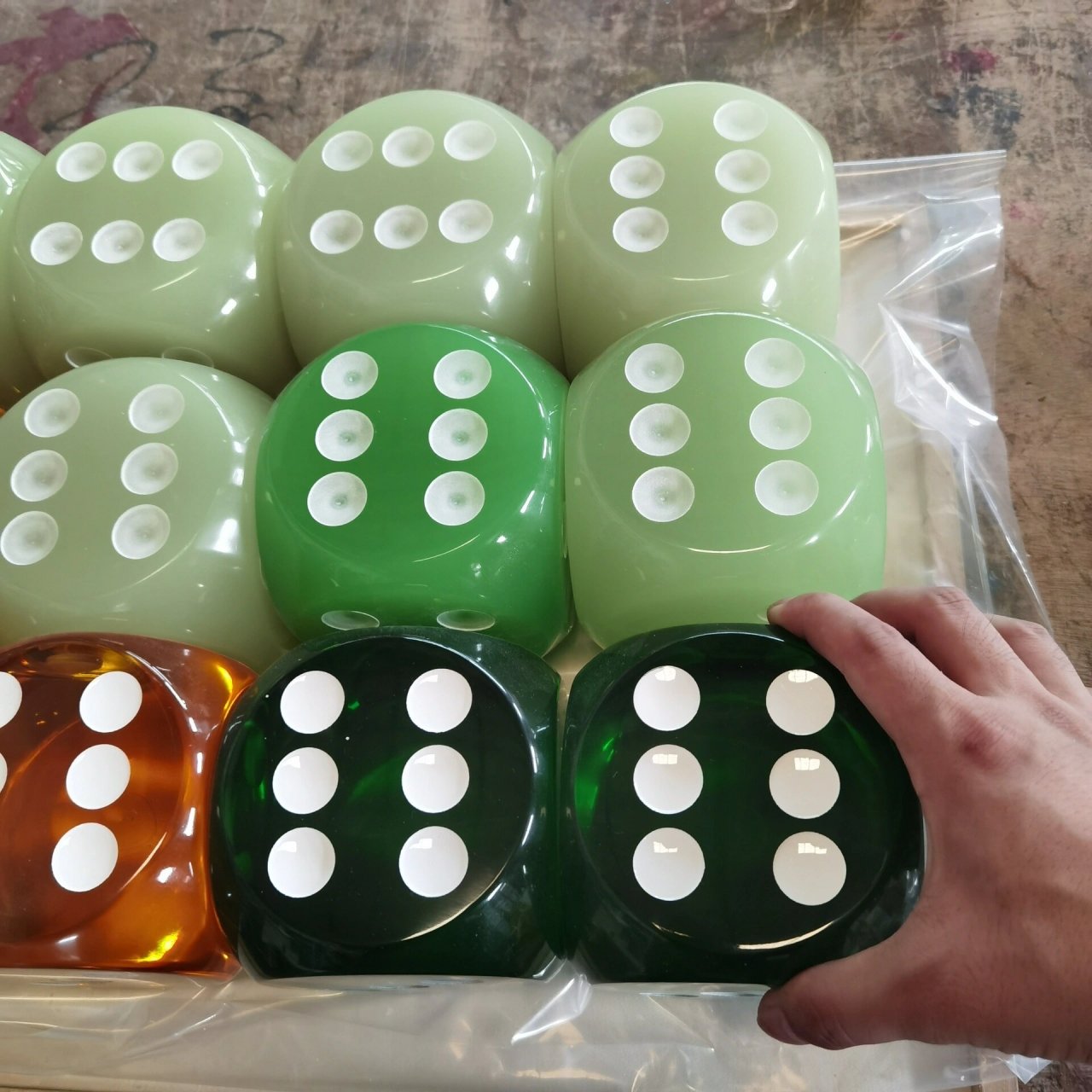 这么大骰子你们见过吗? 10cm树脂大骰子