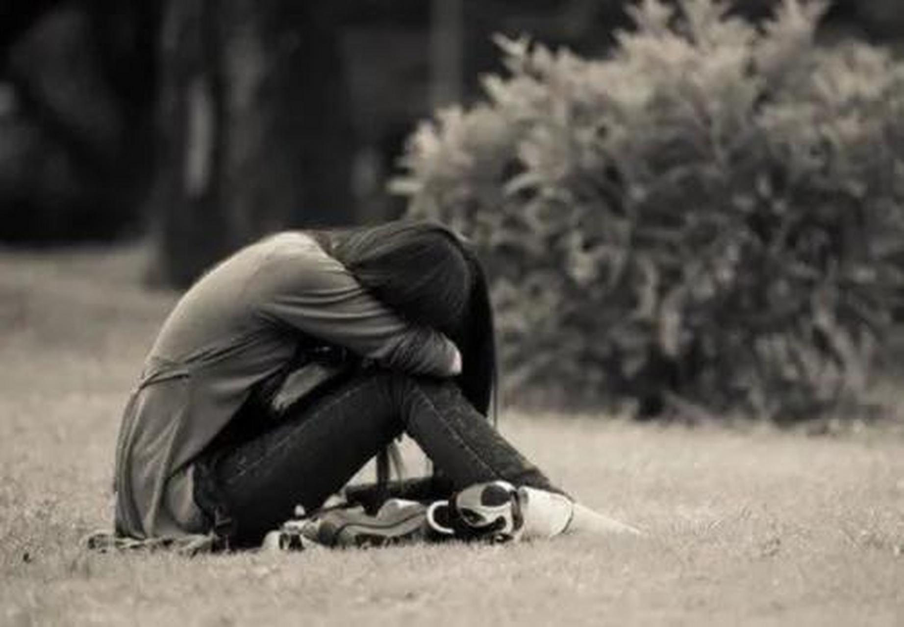 然而,我们需要认识到,人大代表代表的并不是所有人民的权利,而是代表