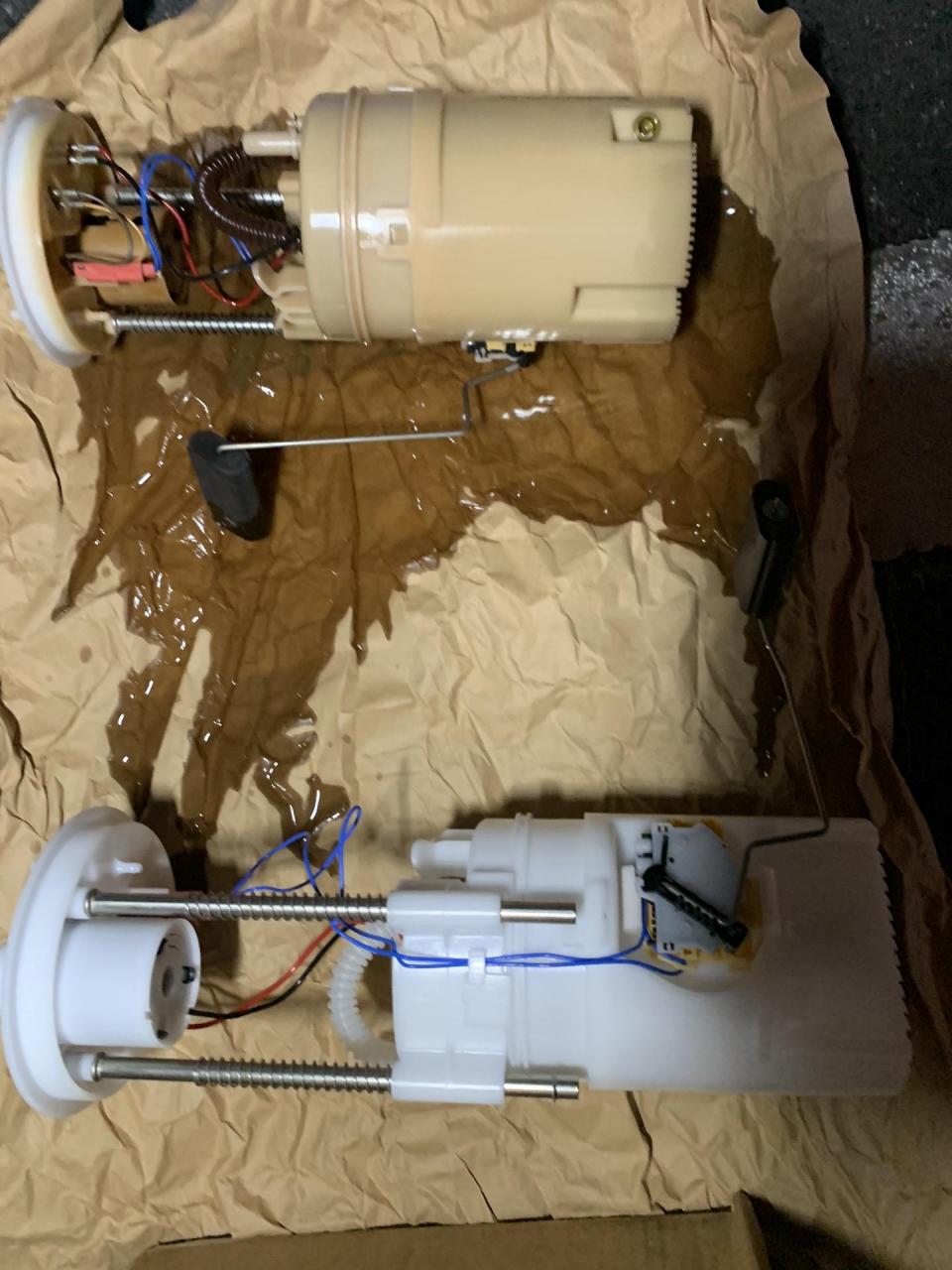 宝马x5救援更换燃油高压泵 燃油泵 燃油泵模块 完美解决问题