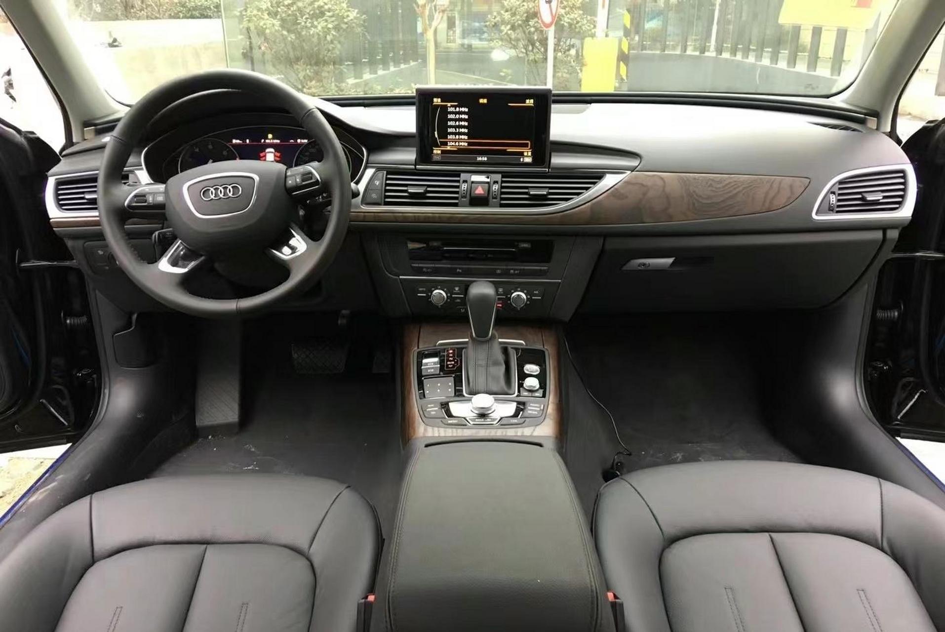 奥迪a6岑木实木木皮贴皮内饰