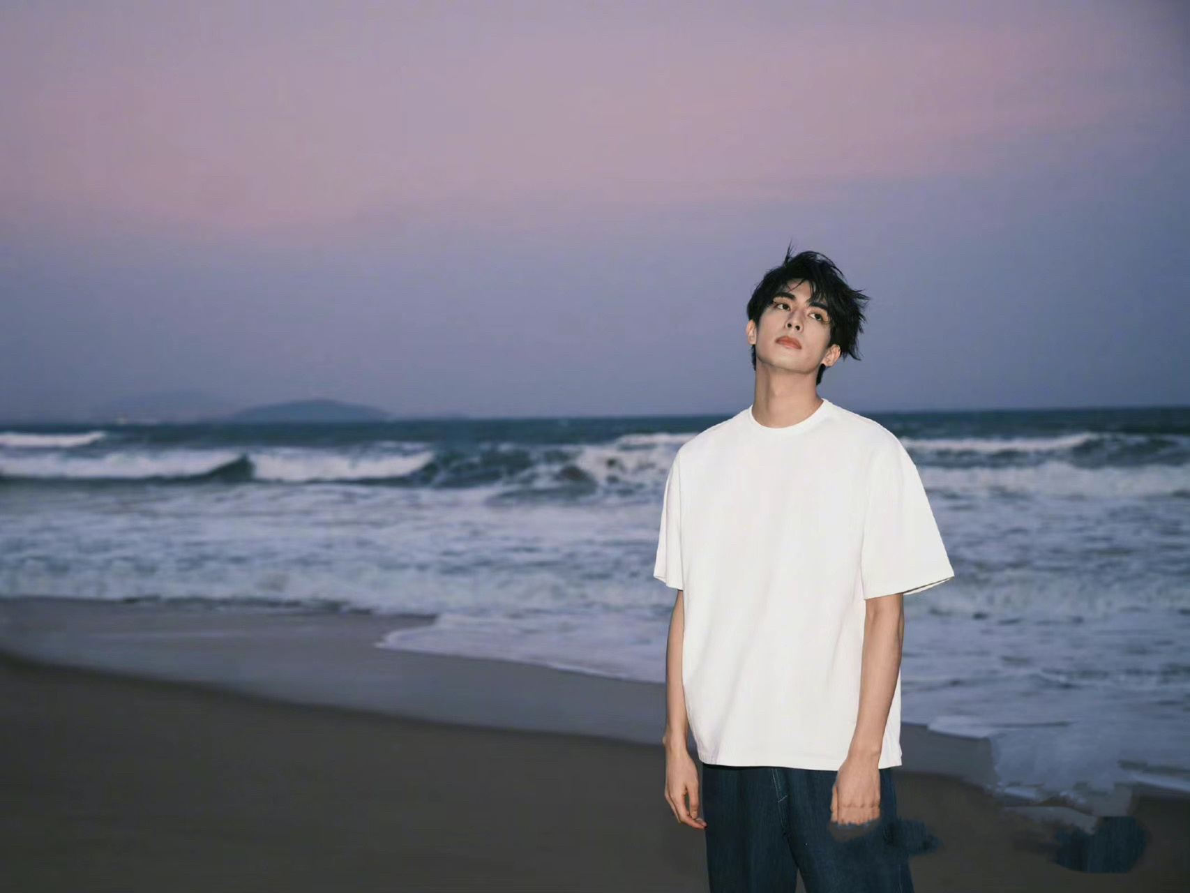 分享/电脑壁纸/宋威龙    找到好多宋威龙的电脑壁纸啦!好看死了!