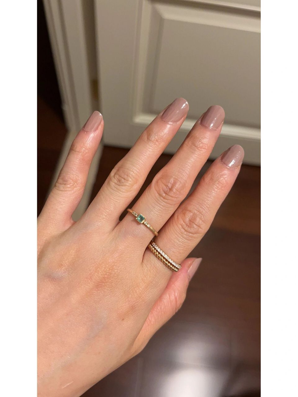 梵克雅宝perlee你是懂叠戴的 95梵克雅宝perlee戒指 7315叠戴