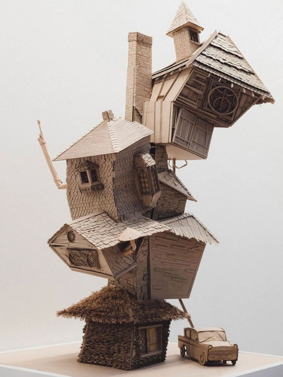 95建筑纸板分享|会跳舞的纸房子 92 全部由瓦楞纸制作而成,艺术家