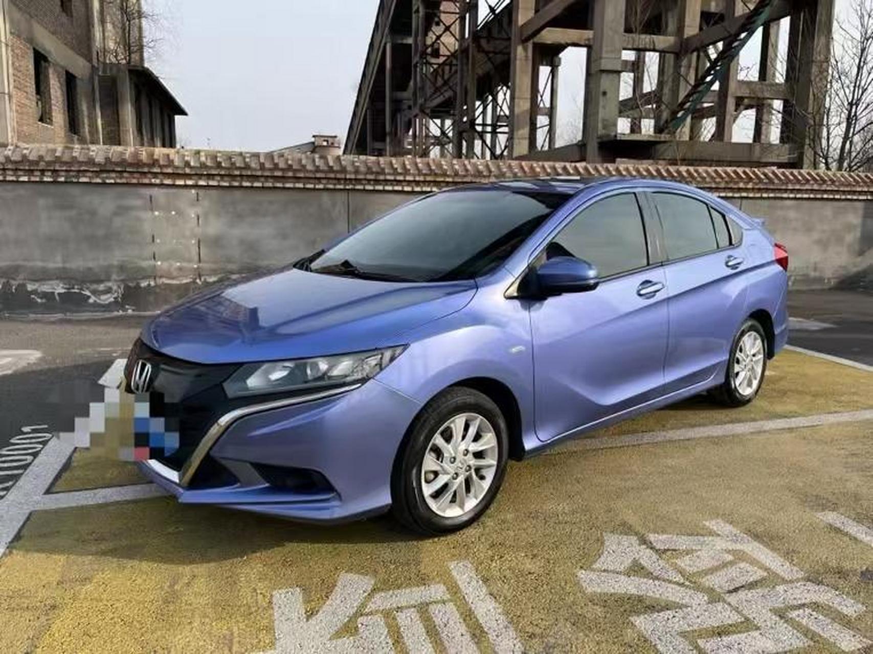 新到18年本田竞瑞 1.5l自动天窗 3.