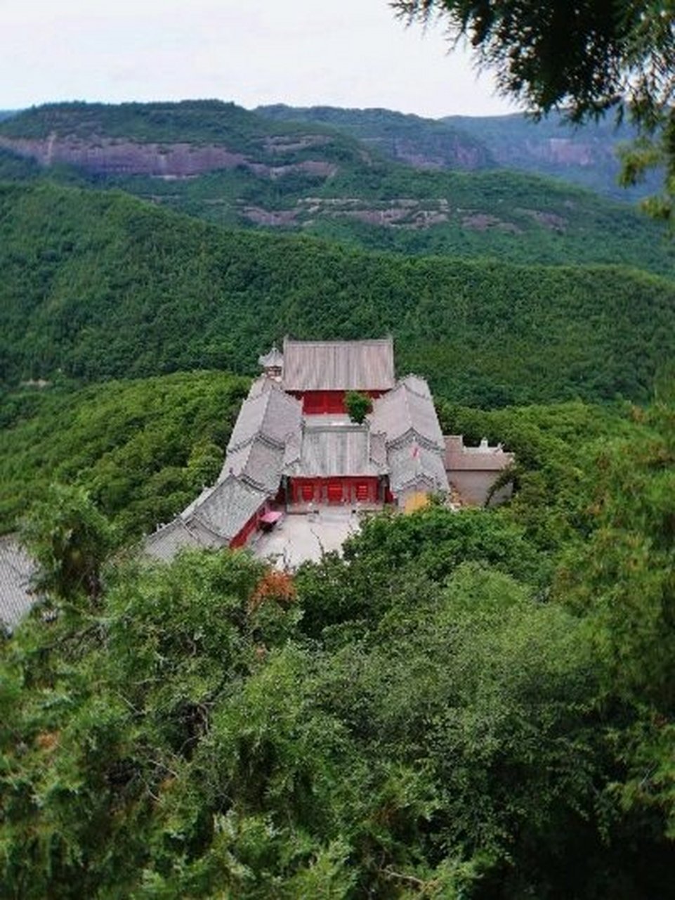 铜川照金香山景区图片