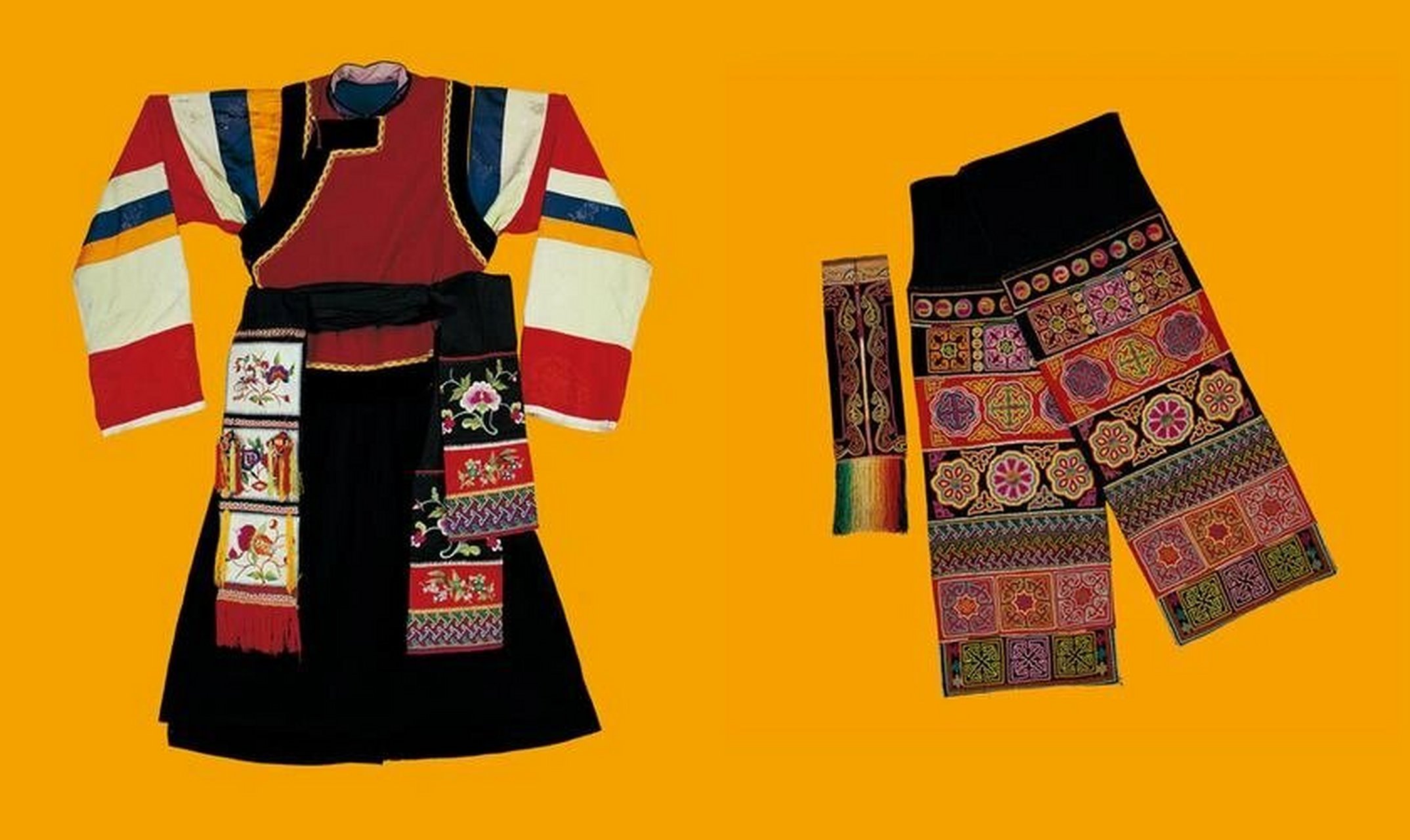 今天带大家了解土族的传统服饰. 土族的传统服饰,色彩鲜艳,式样别致,