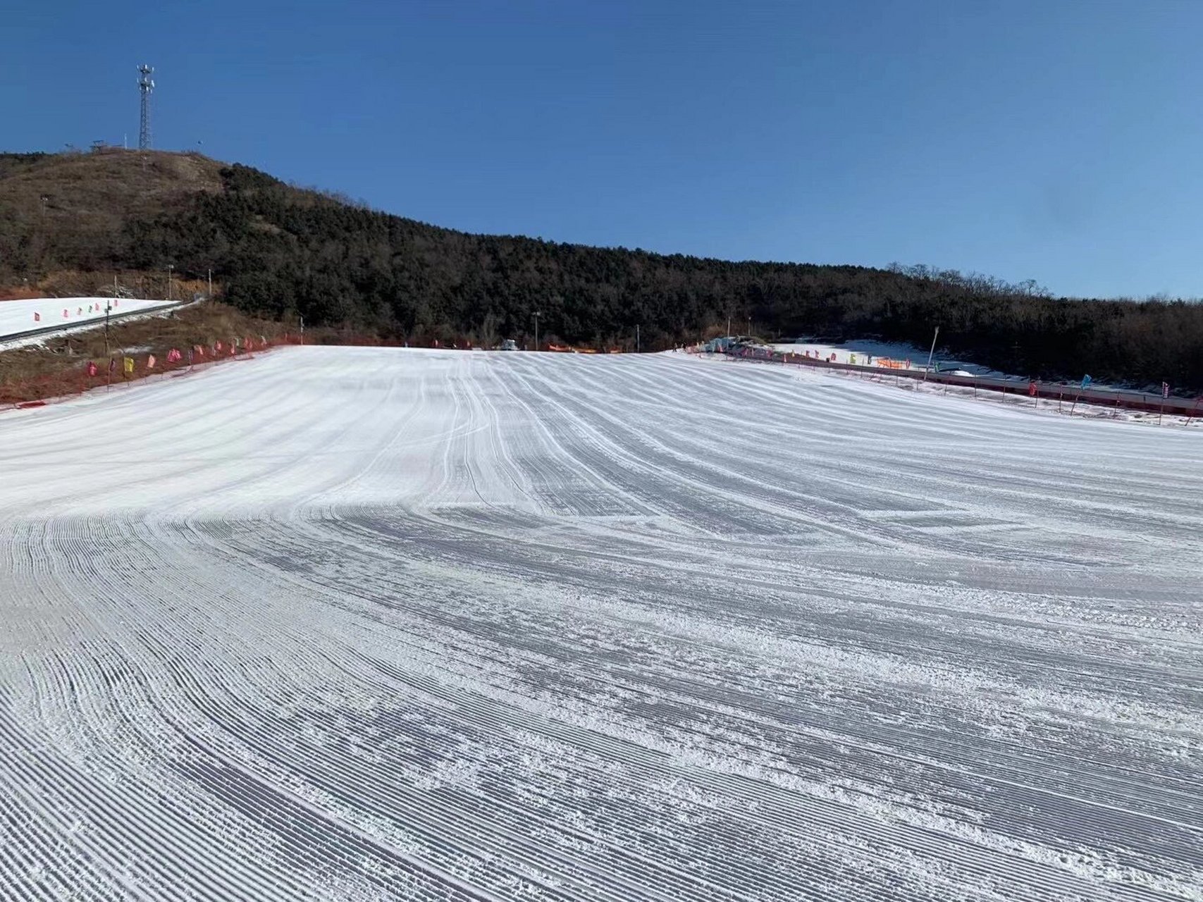 铁岭金峰滑雪场地址图片