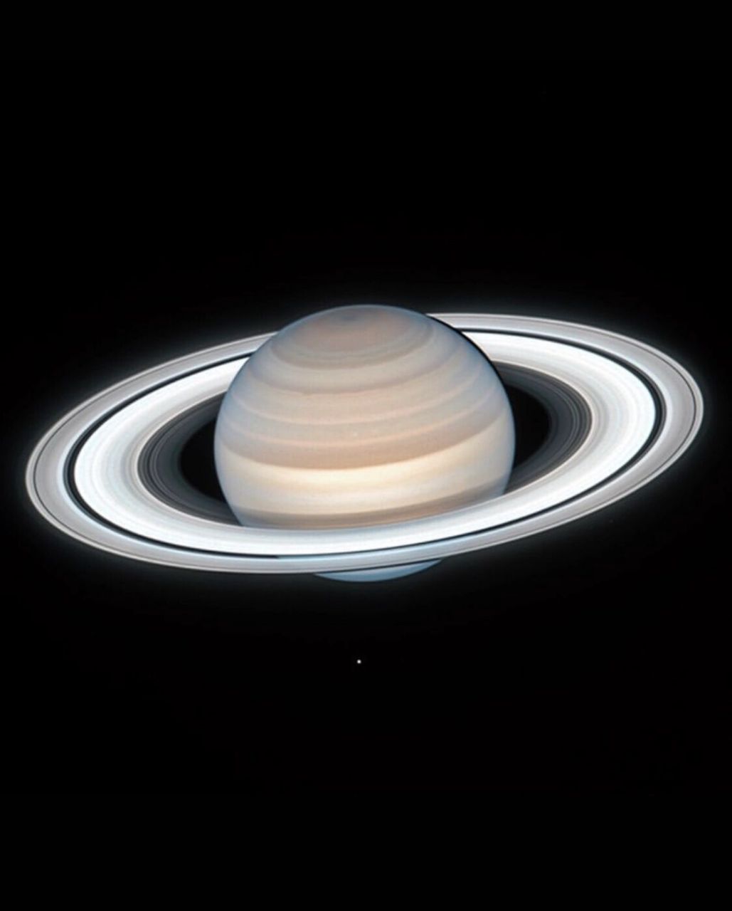 天文学家使用我们的 太空望远镜在土星北极地区发现极光或跳舞的灯光.