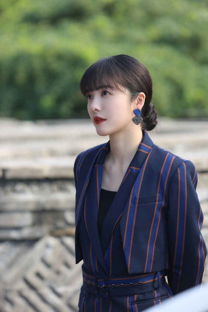 蔡文静装腔启示录##唐影的朋友圈# 唐影蔡文静成功