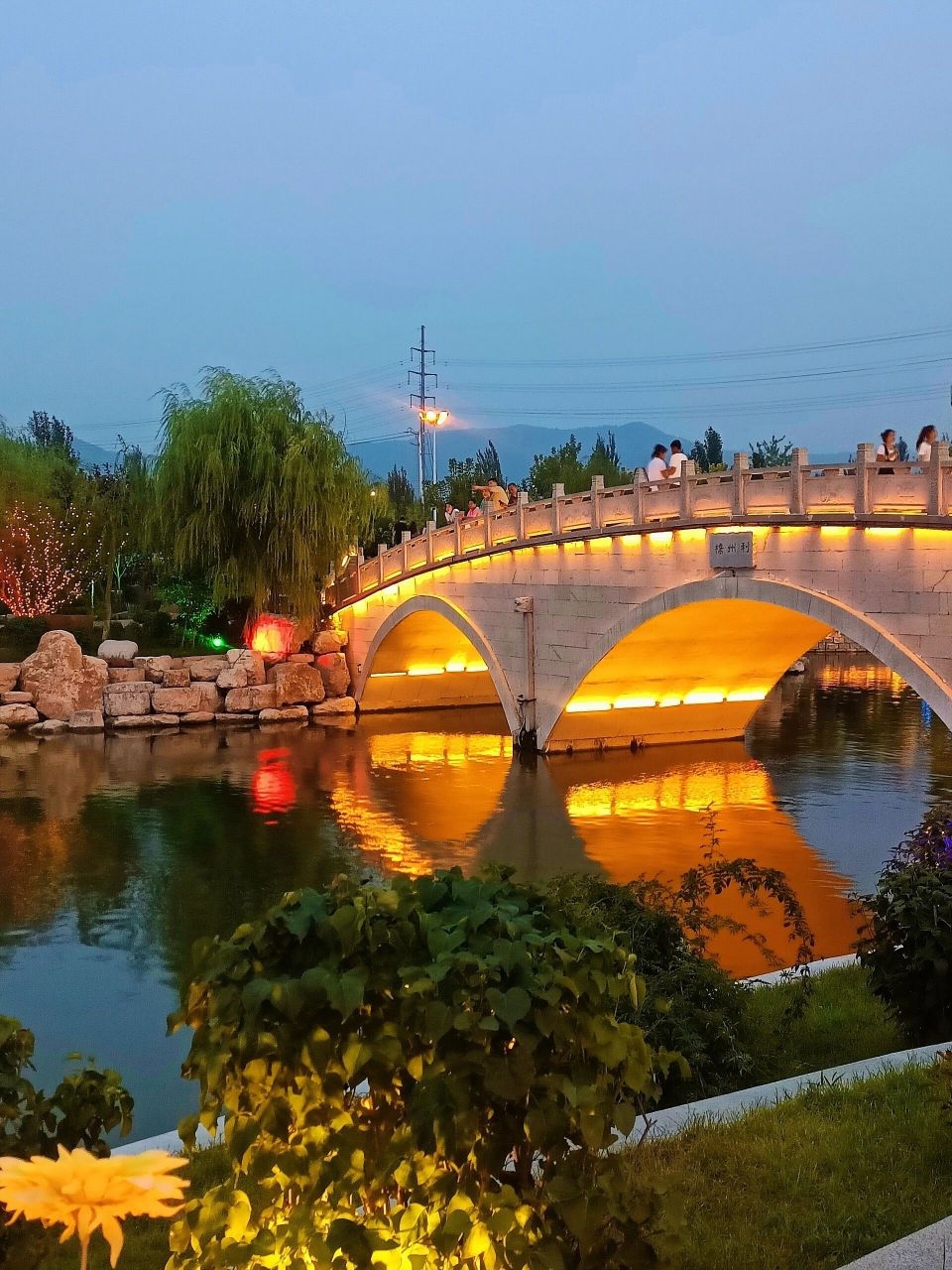 朝阳喀左古城真的值得一去9199 喀左的利州古城晚上的景色绝了