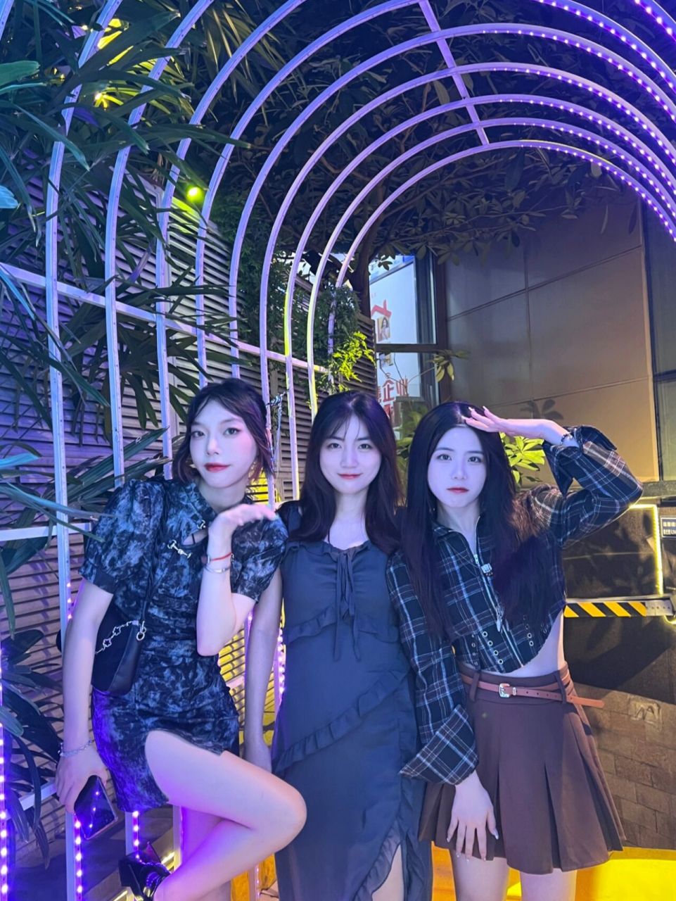 娜拉(泰语可爱的意思)