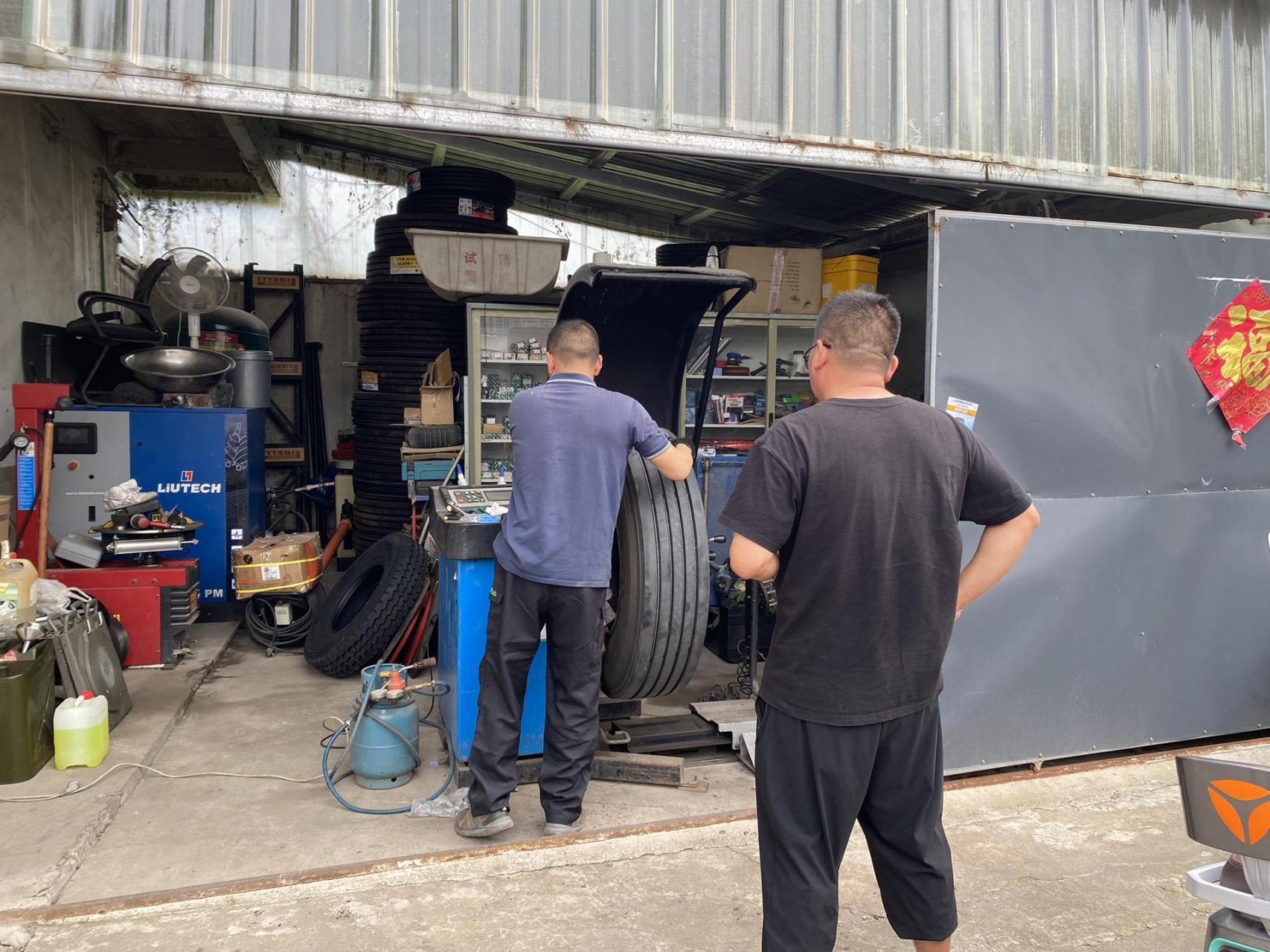 丰田考斯特 ,宇通t7四轮定位大车四轮定位