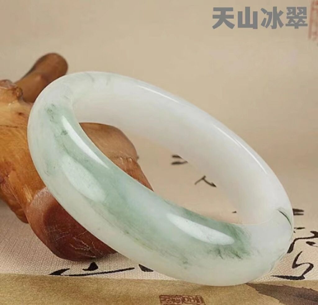 石英岩手镯你知道几个