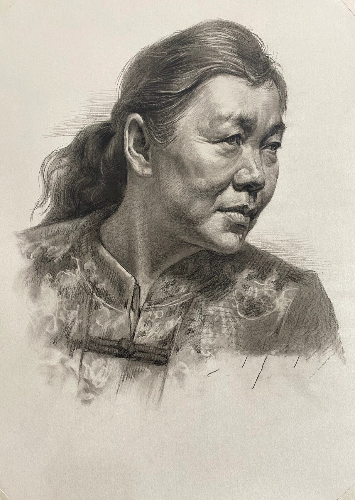 中老年女性多角度素描头像