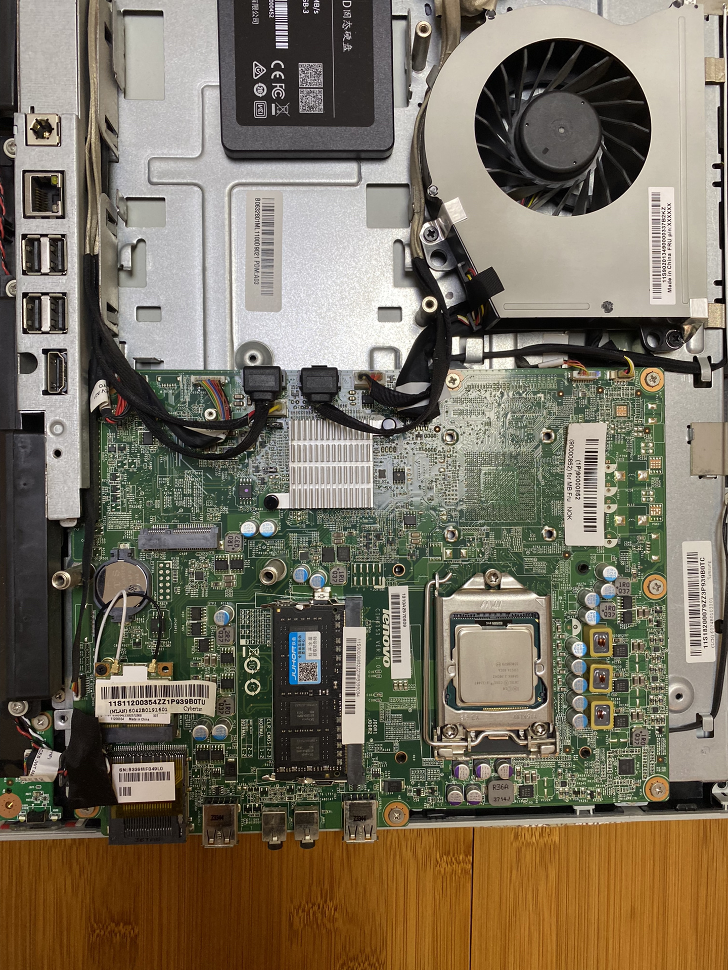 联想一体机c340升级内存硬盘,拆机清理(下 固态硬盘和内存都已经调试