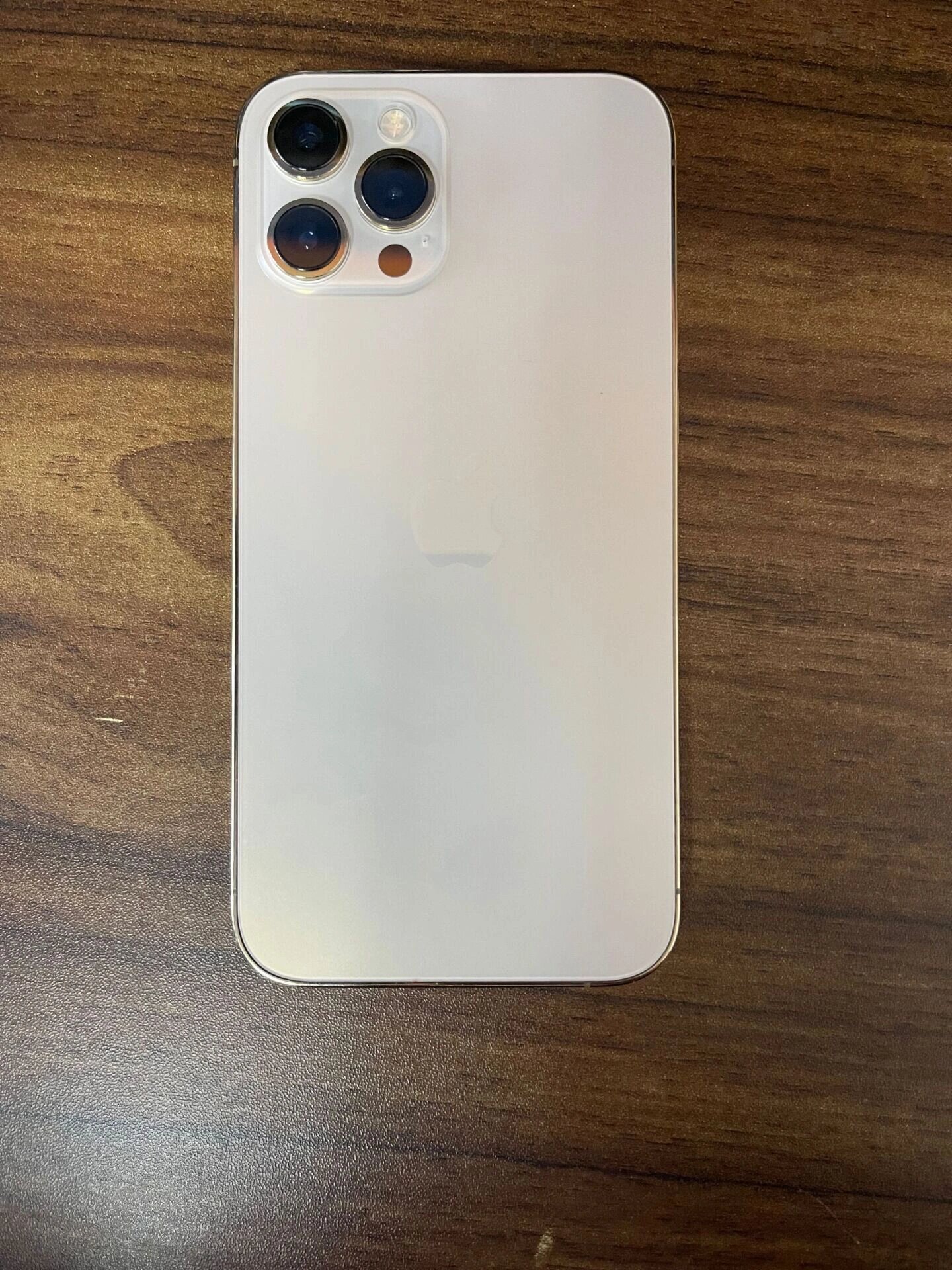 苹果12promax白色 原装正品 95新 3080元