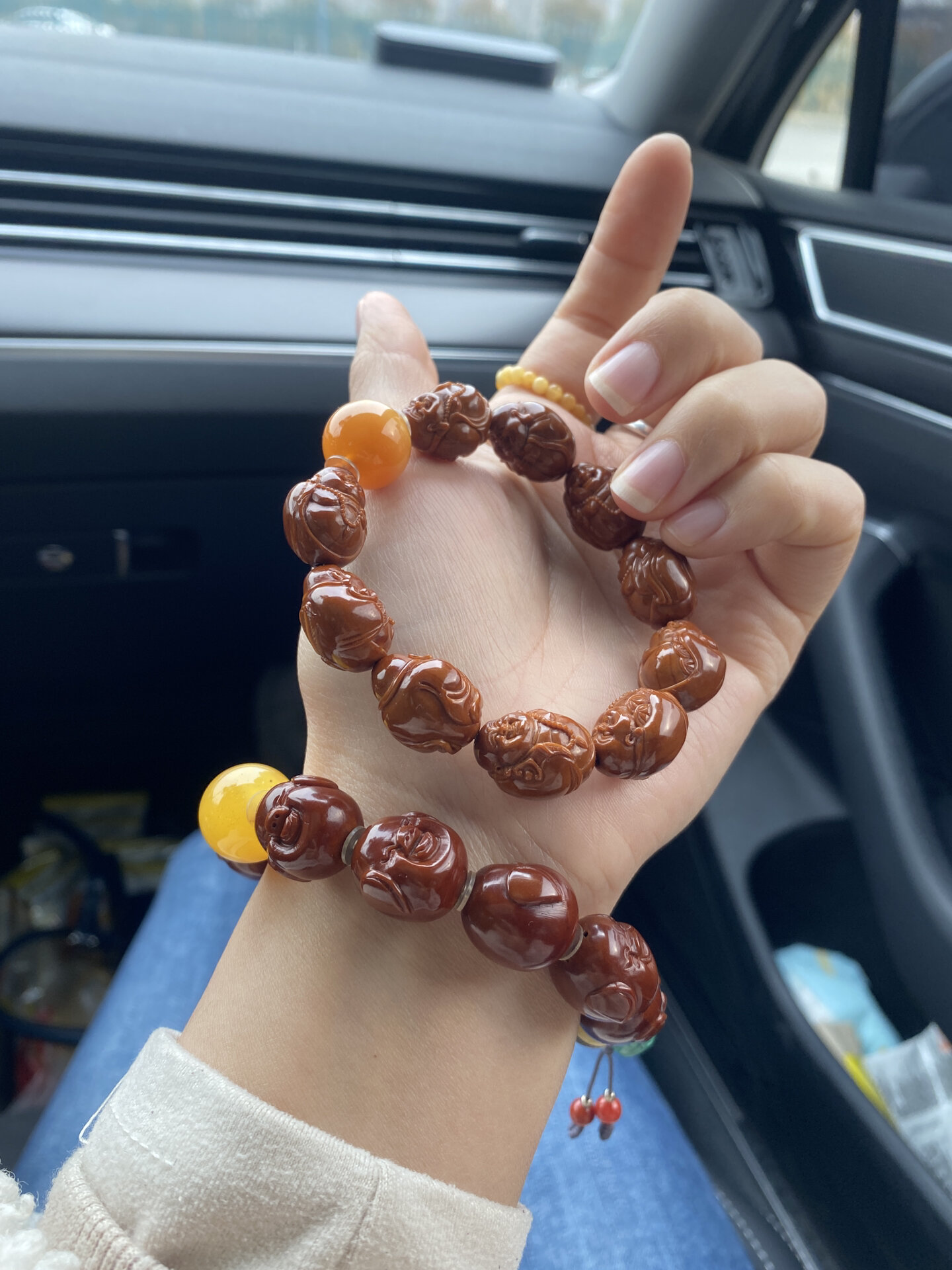 橄榄核,小小弥勒佛