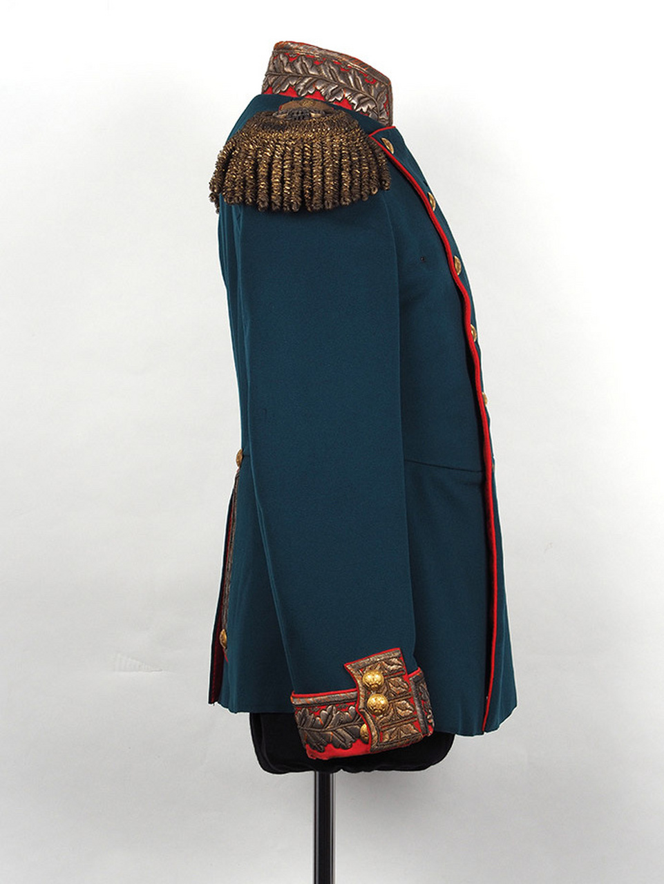 俄罗斯帝国将官礼服 奢华的俄罗斯帝国将官礼服,原主人是沙皇尼古拉