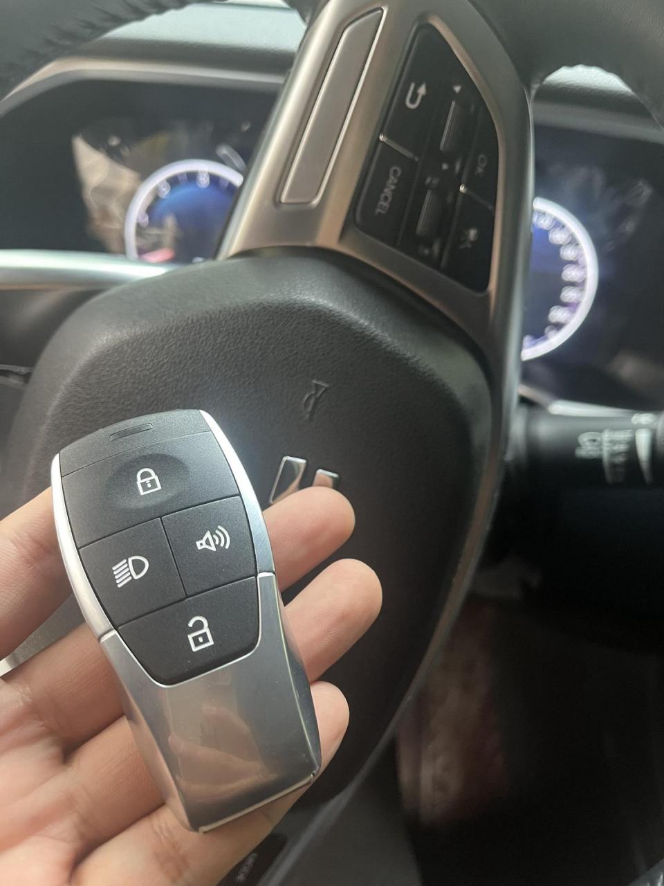 北京bj40增加原厂钥匙一把搞定一键启动