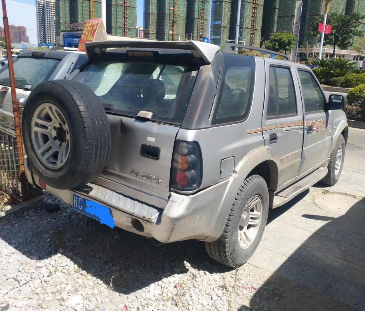 09年陆丰x6手动挡分时四驱,硬派越野车,柴油2.