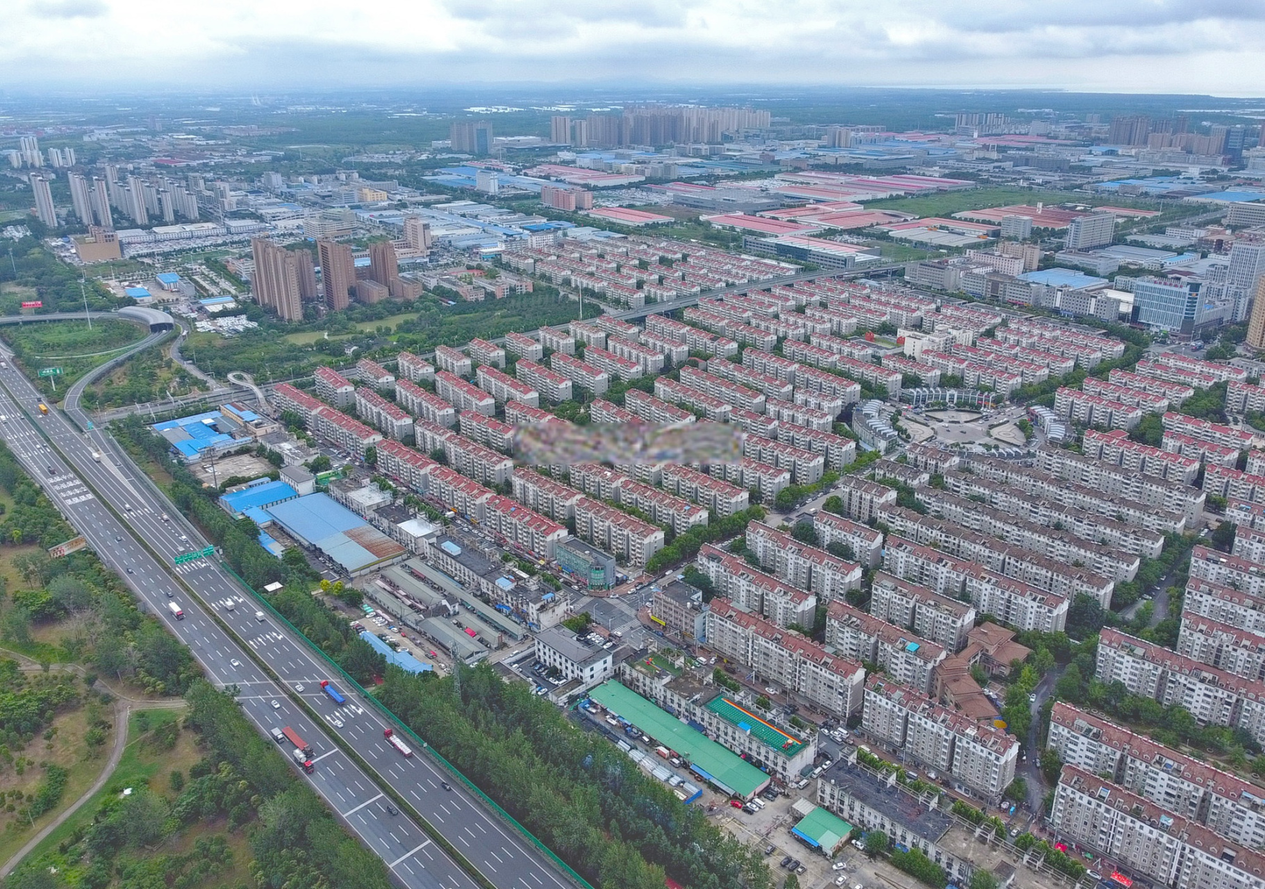从空中看包河花园的体量真是大,真够震撼的,之前上学还在这里租住过一