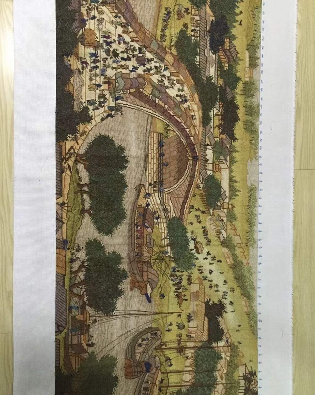 妈妈绣的6米满绣清明上河图十字绣 妈妈手绣了一年的6米满绣清明上河